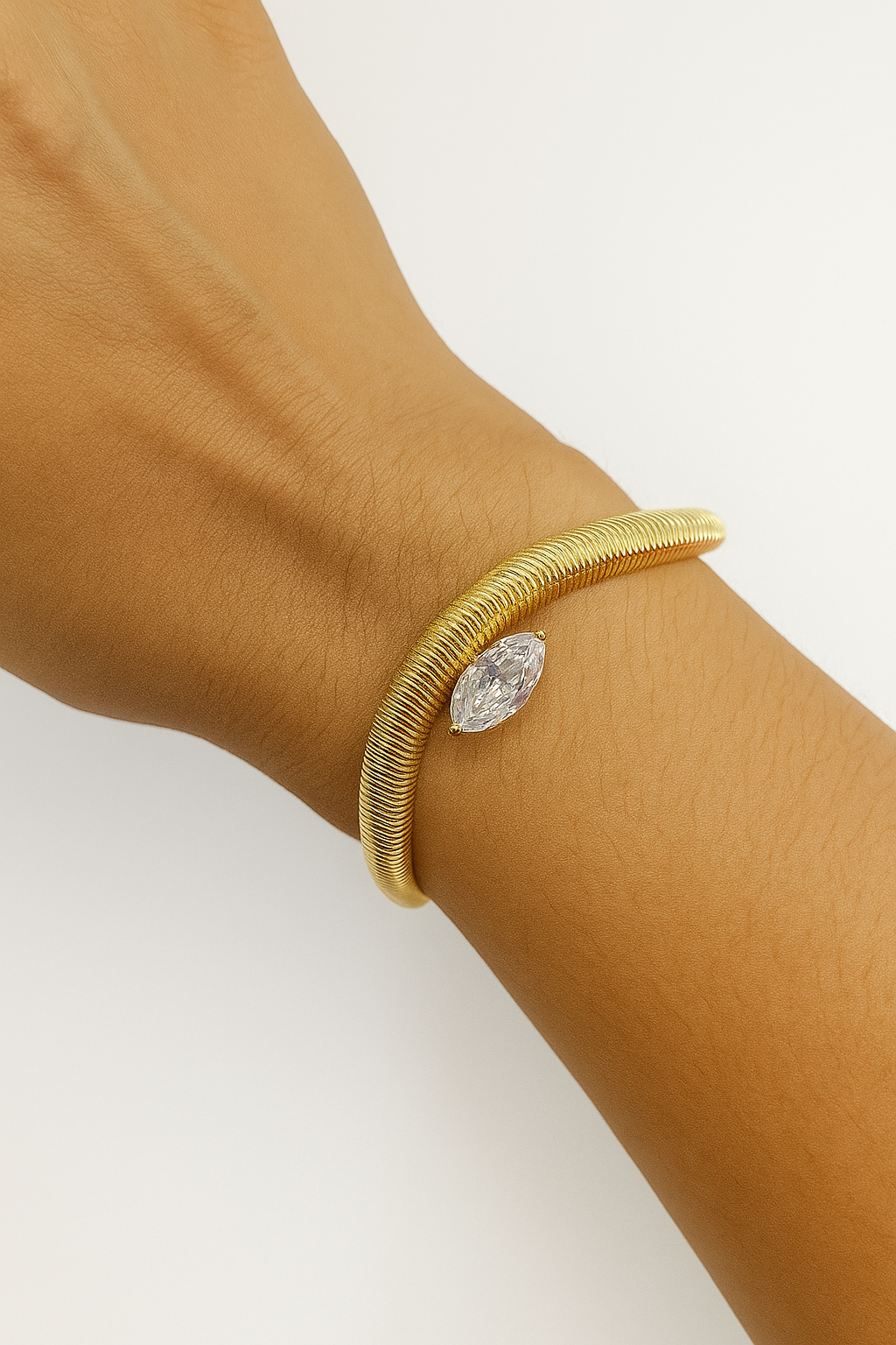 Ribbed CZ bangle